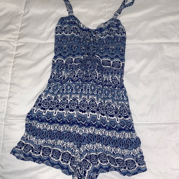 Hollister Romper size S - Picture 1 of 1